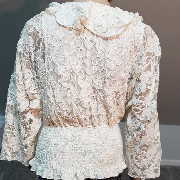 Sunny Lee Blouse - Picture 5 of 6